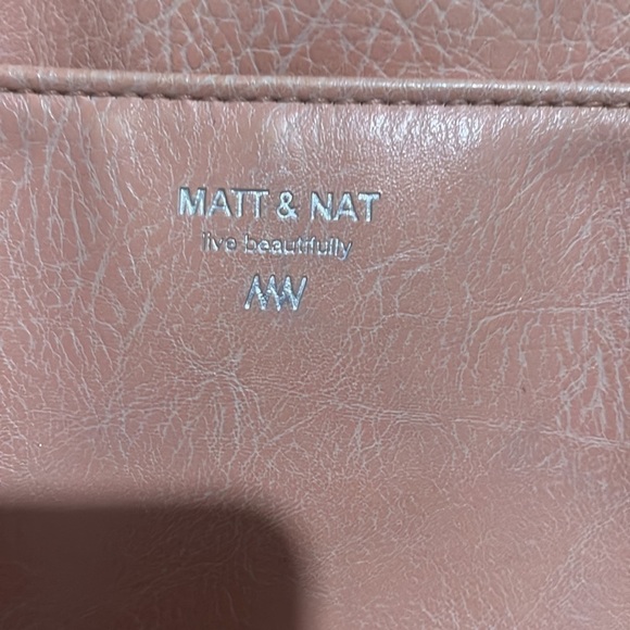 Women’s Matt & Nat  designer large purse - Picture 3 of 11